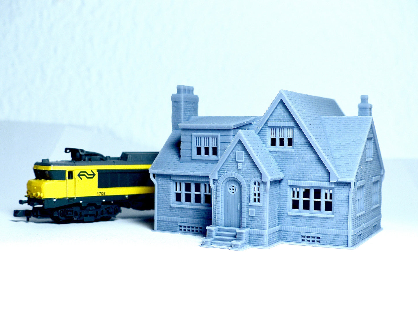 N scale Brick Cottage - 1:160 for Diorama modeling kit - Building#30