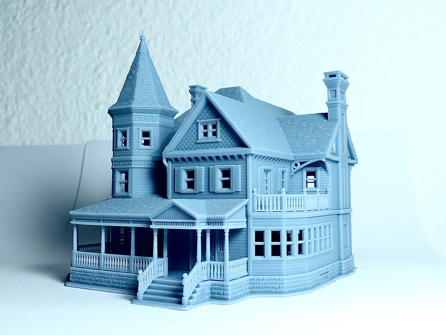 N Scale Queen Anne Victorian House - Resin Diorama Building Model (1:160) - Building#36C