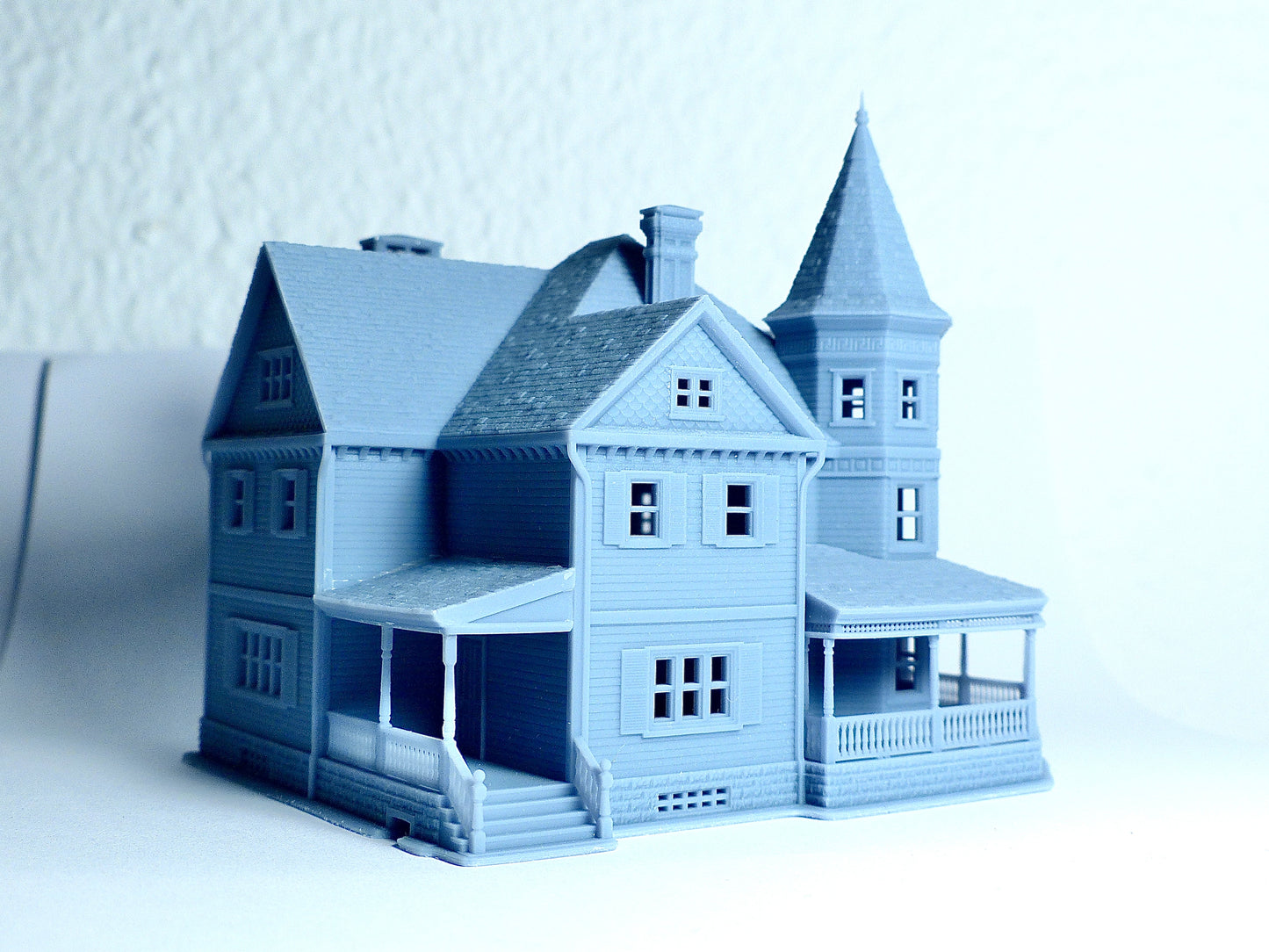 N Scale Queen Anne Victorian House - Resin Diorama Building Model (1:160) - Building#36C