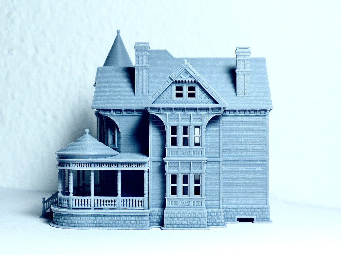 N Scale Queen Anne Victorian House - Diorama Resin Model (1:160) - Building#36D