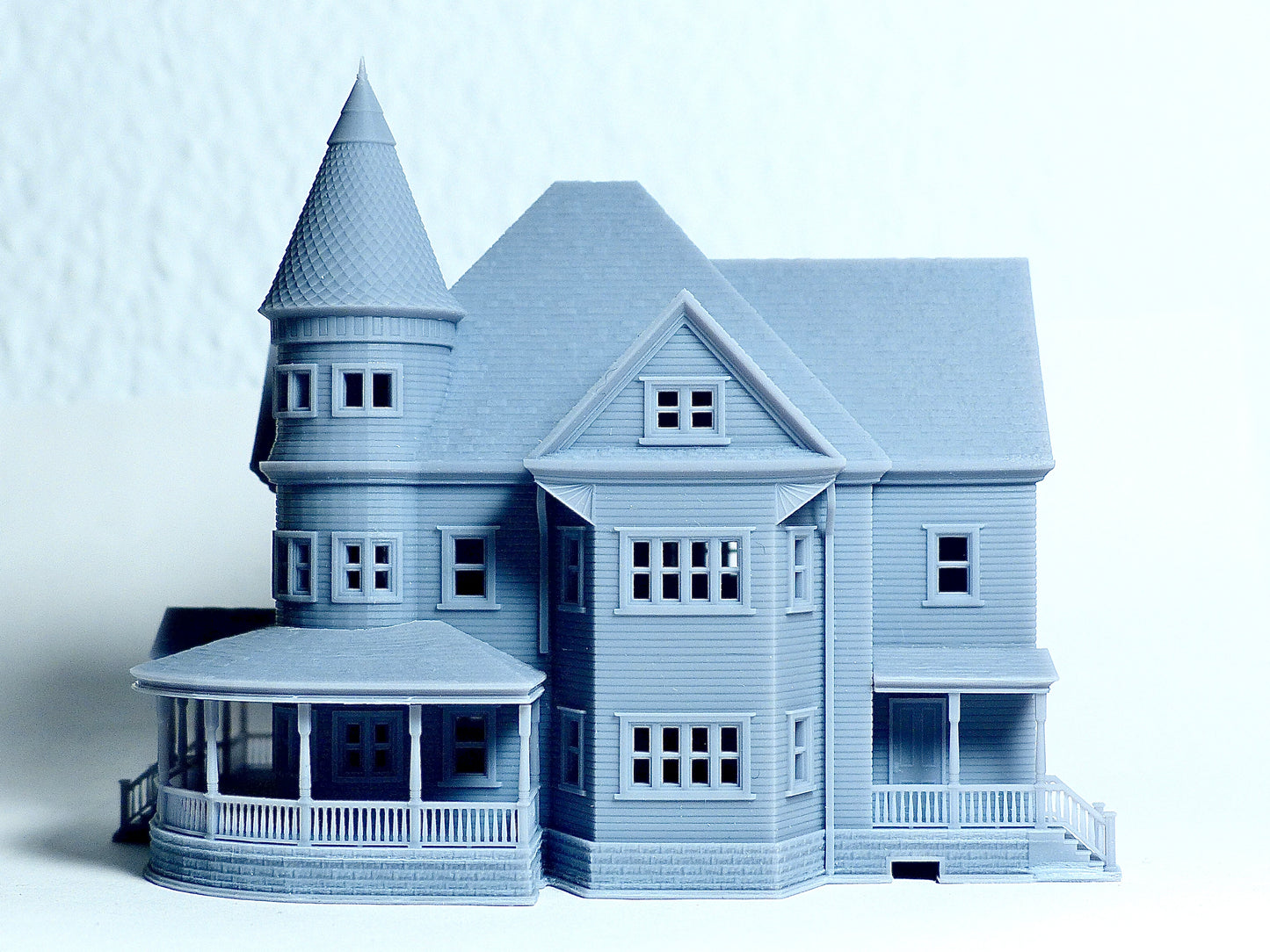 N Scale Queen Anne Victorian House - Diorama Resin Model (1:160) - Building#36