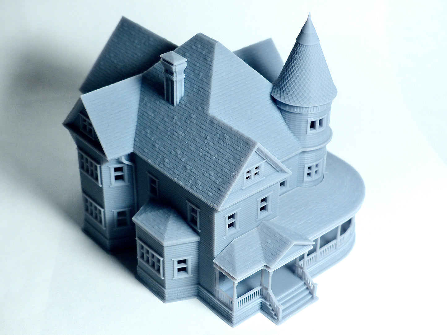 N Scale Queen Anne Victorian House - Diorama Resin Model (1:160) - Building#36